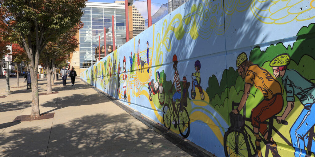2022-10-19 GABP CROWN Mural Dedication (web)-5712