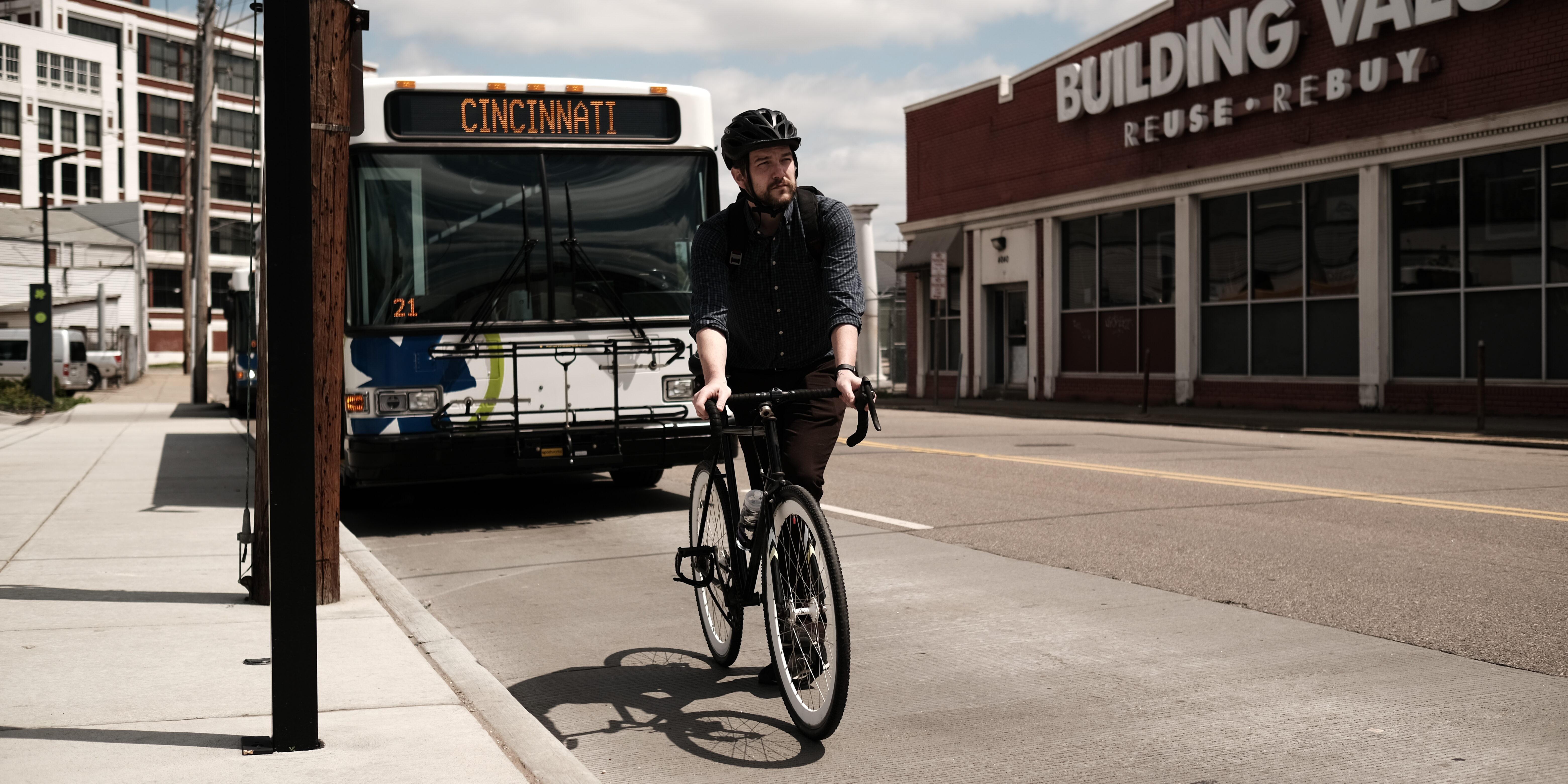 Bike and Bus with Metro